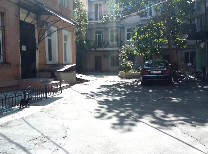 центр однокомнатная просторная улица екатериниская * Odesa