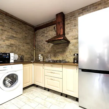 центр однокомнатная просторная улица екатериниская Apartman *