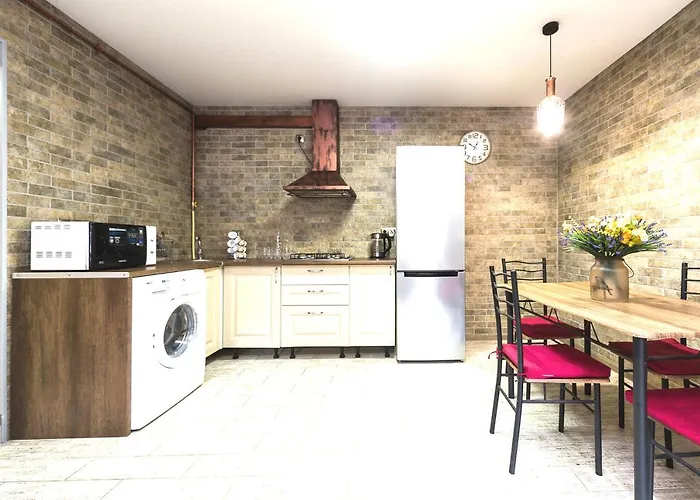 центр однокомнатная просторная улица екатериниская Apartman Odessza